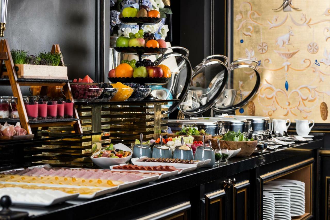 Bachleda Luxury Hotel Krakow Mgallery Hotel Collection Luaran gambar A buffet at a hotel